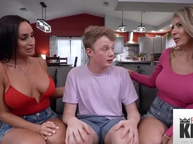 filthykings - i just had a threesome with my busty stepmom & her hot brunette friend